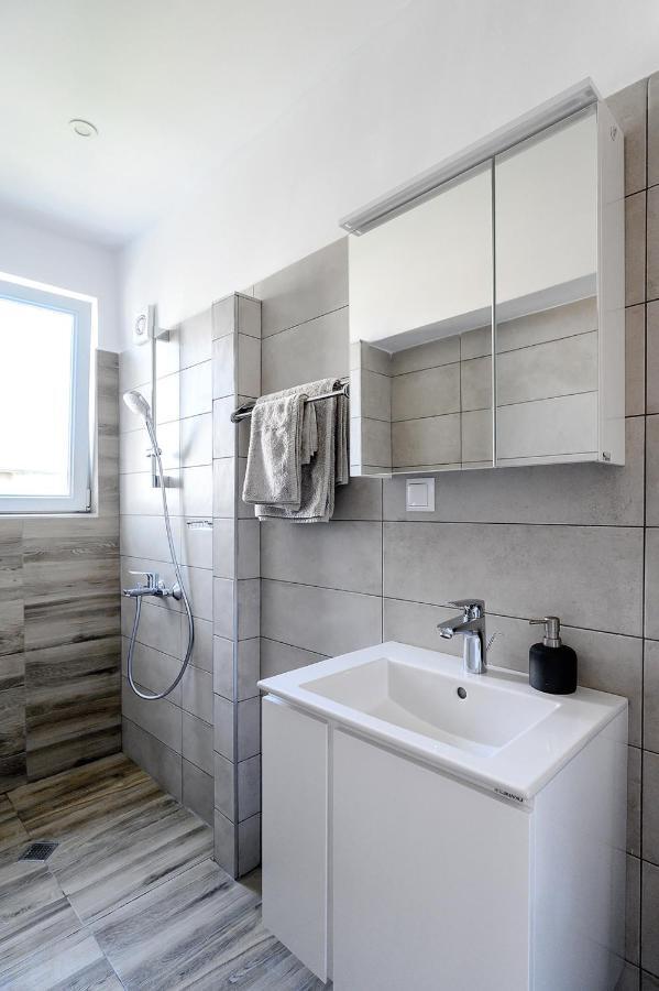 Studio Thermi 1 Warna Exterior foto